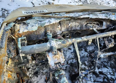 2013 Ford Fiesta Se z USA, uszkodzony, nr VIN 3FADP4BJ7DM222800